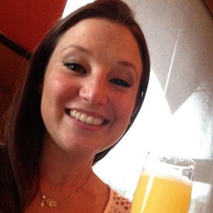 Meet your Posher, Courtney